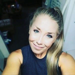 Meet your Posher, Candice